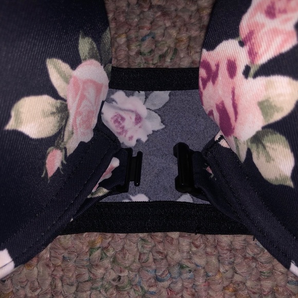 Victoria’s Secret/PINK Wear Everywhere Push-Up Bra - Picture 3 of 5